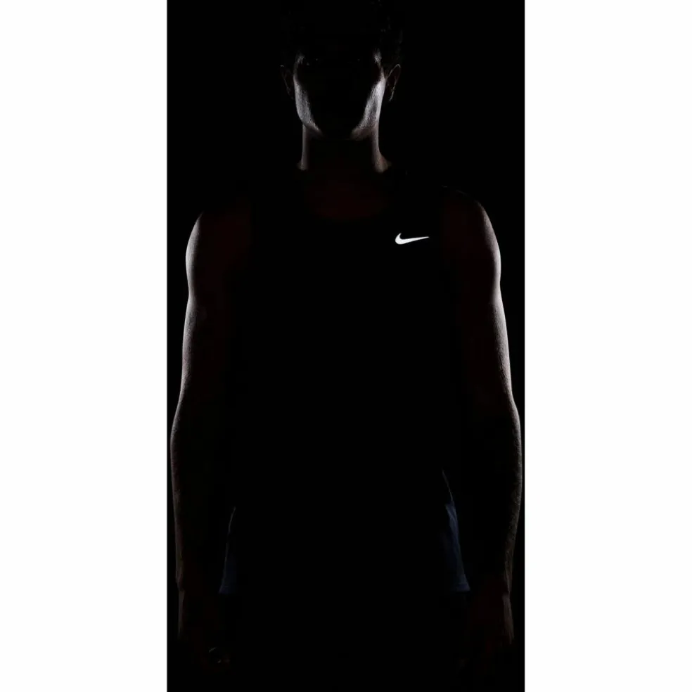 Nike · MILER