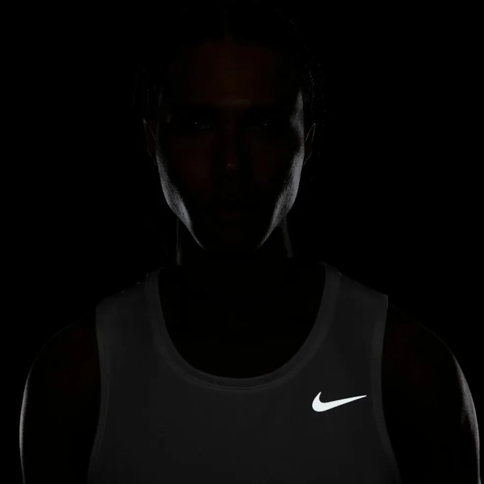 Nike · MILER