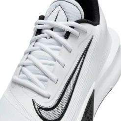 Nike · NIKE PRECISION VII
