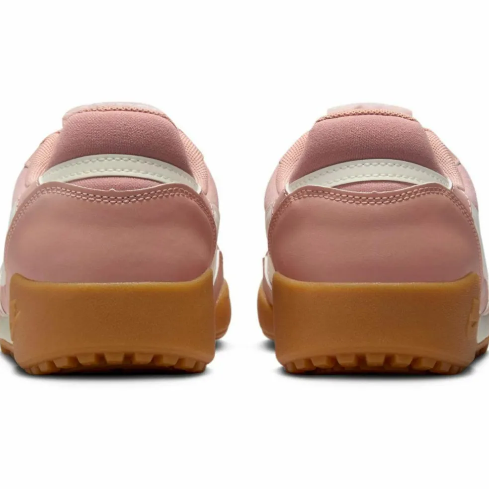 Nike · NIKE TERRA MANTA