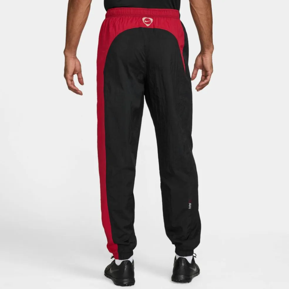Nike · Nike Total90
