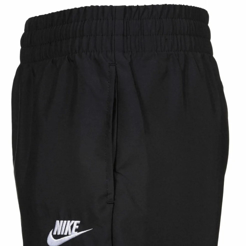 Nike · NSW