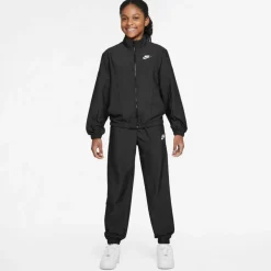 Nike · NSW
