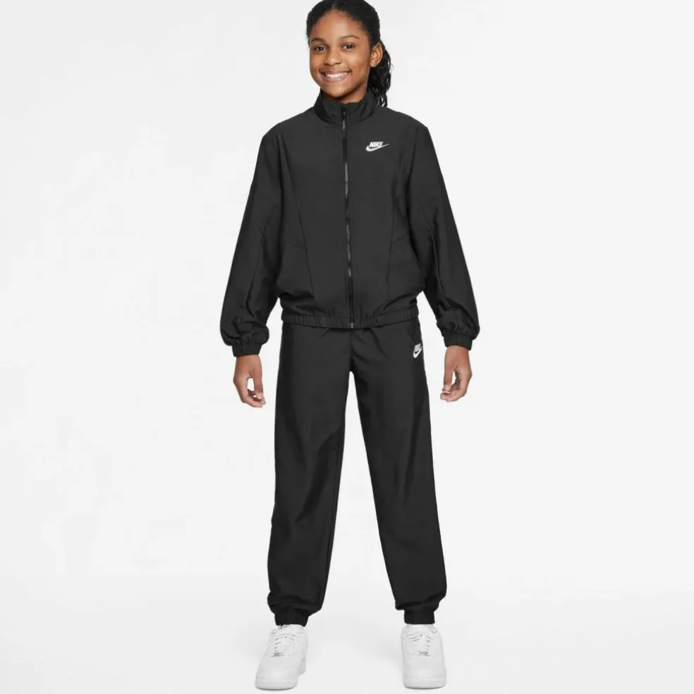 Nike · NSW