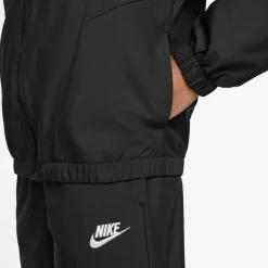 Nike · NSW