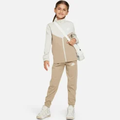 Nike · NSW