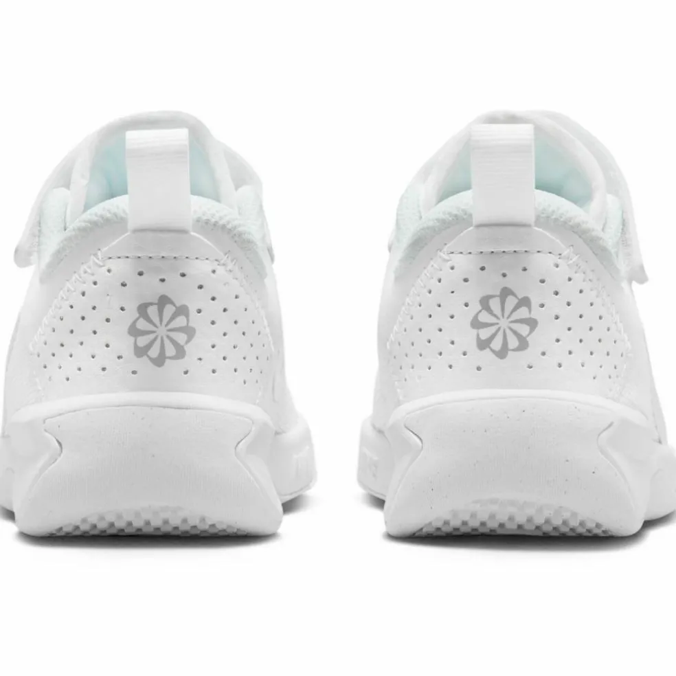 Nike · OMNI MULTI-COURT PS