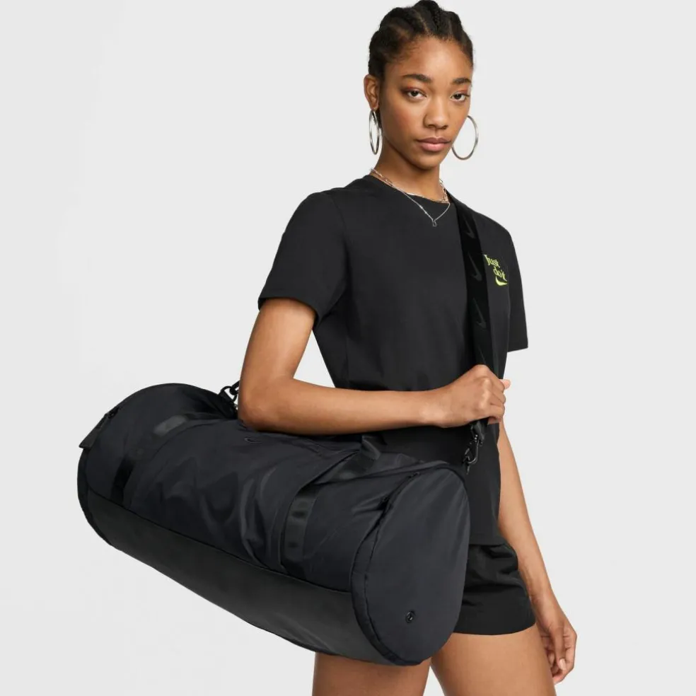 Nike · ONE