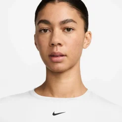 Nike · ONE