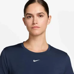 Nike · ONE CLASSIC