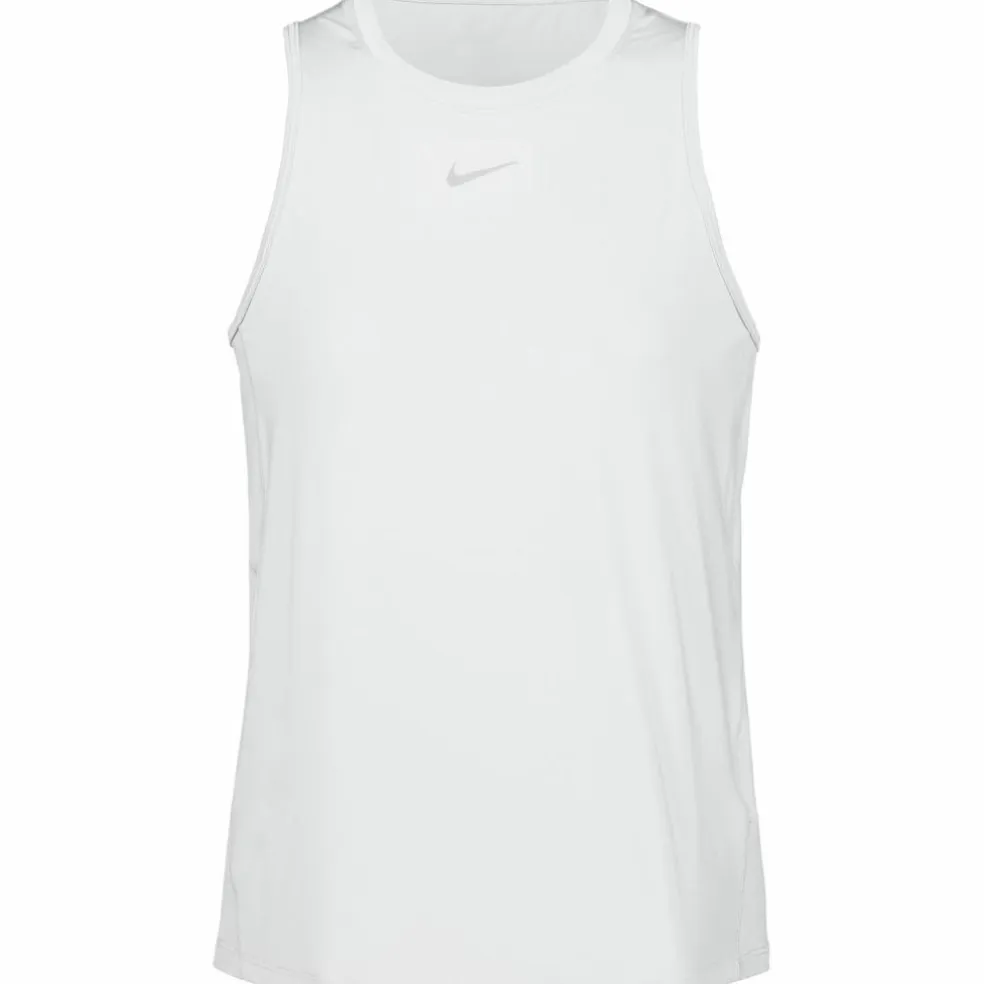Nike · One Classic