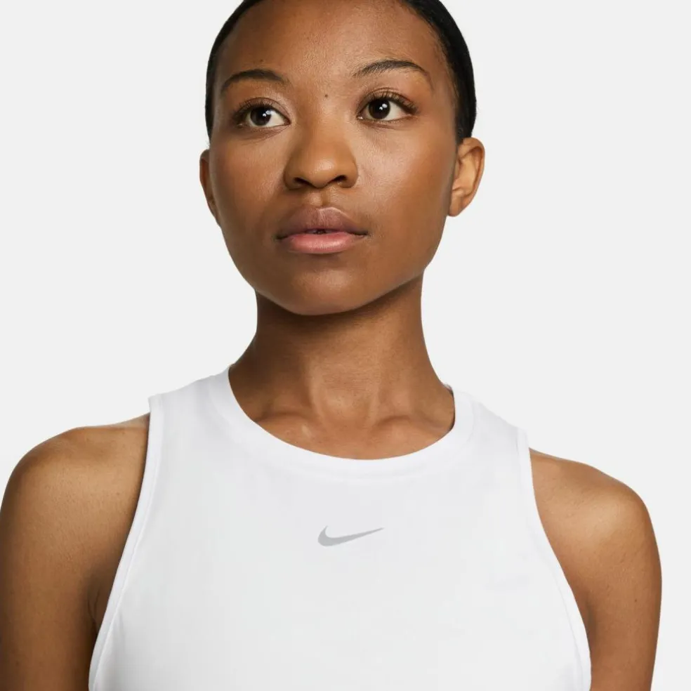 Nike · One Classic