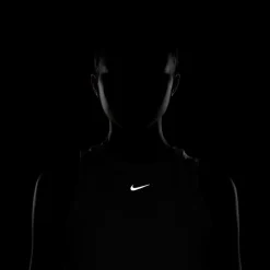 Nike · One Classic