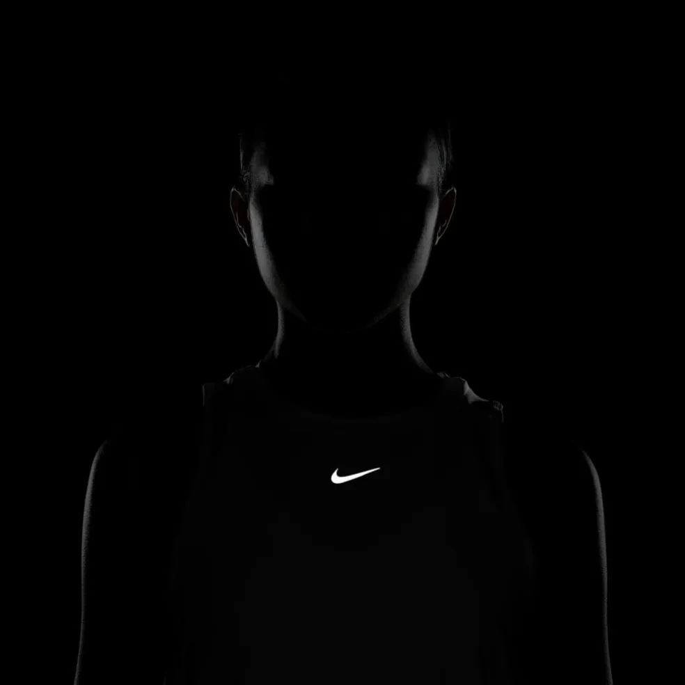 Nike · One Classic