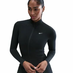 Nike · ONE DF