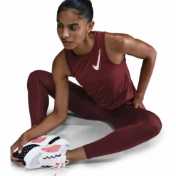 Nike · One Swoosh