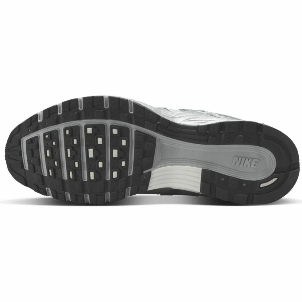 Nike · P-6000