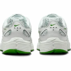 Nike · P-6000