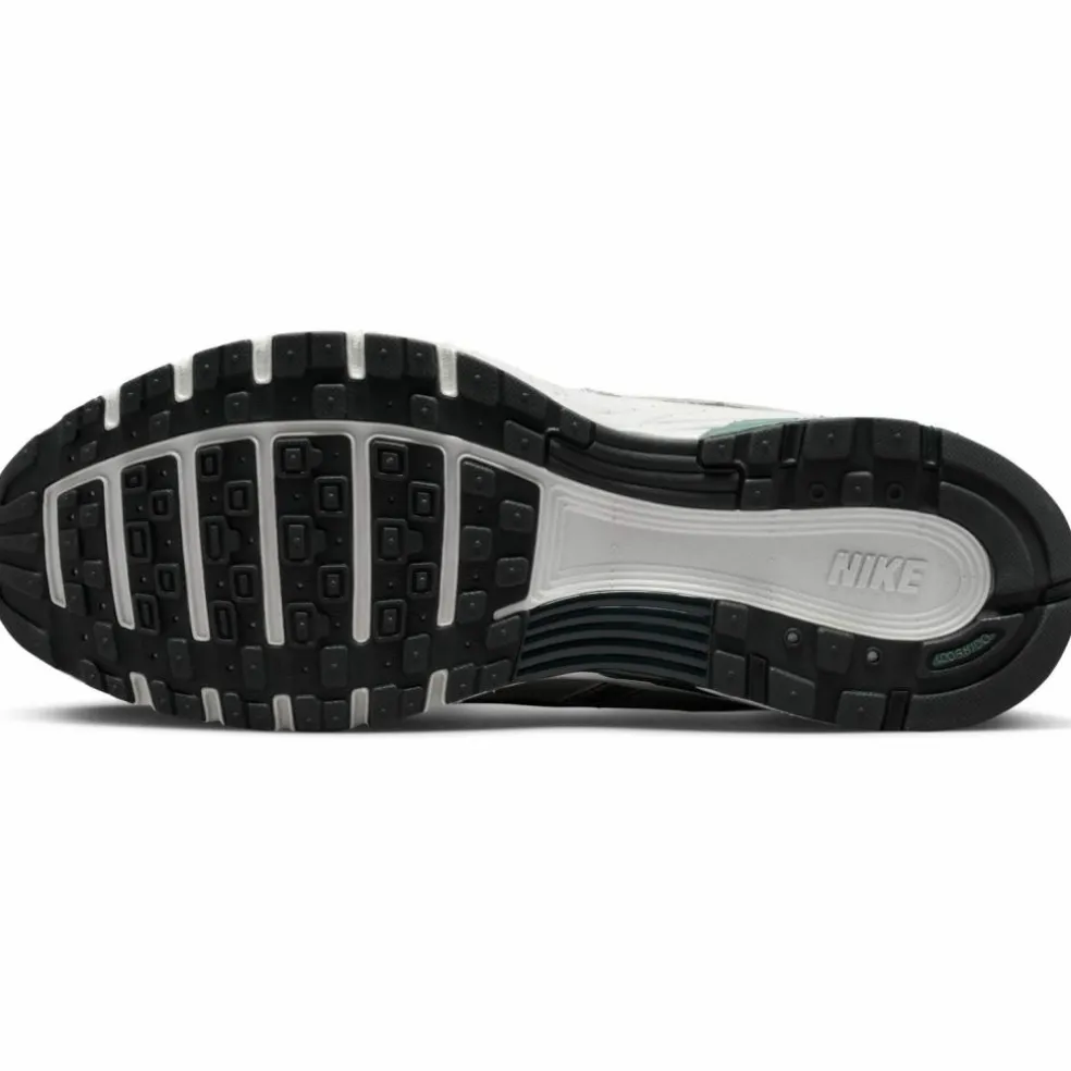 Nike · P-6000