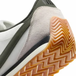 Nike · Pacific