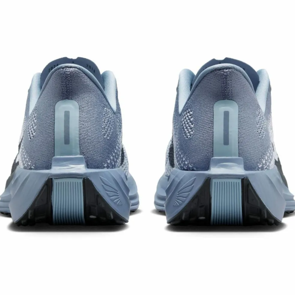 Nike · PEGASUS PLUS