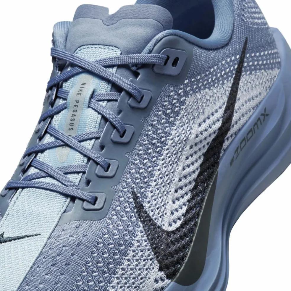 Nike · PEGASUS PLUS