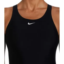 Nike · Performance