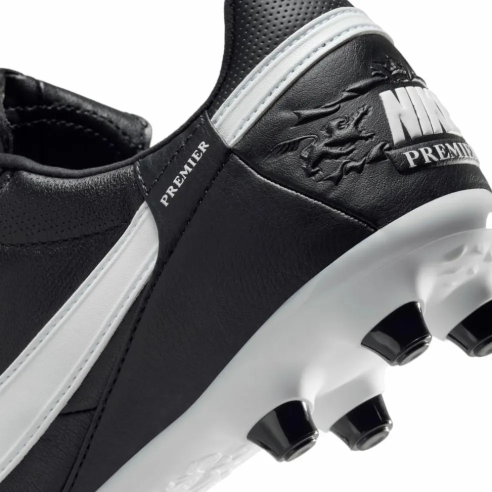Nike · PREMIER III U FG