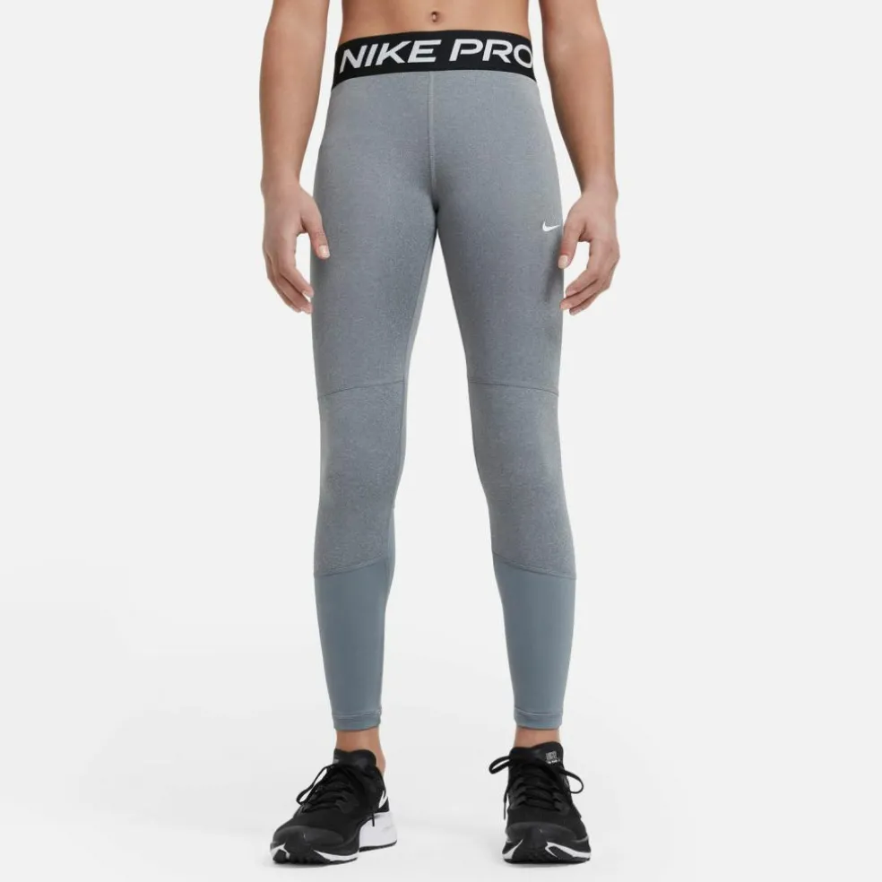 Nike · Pro