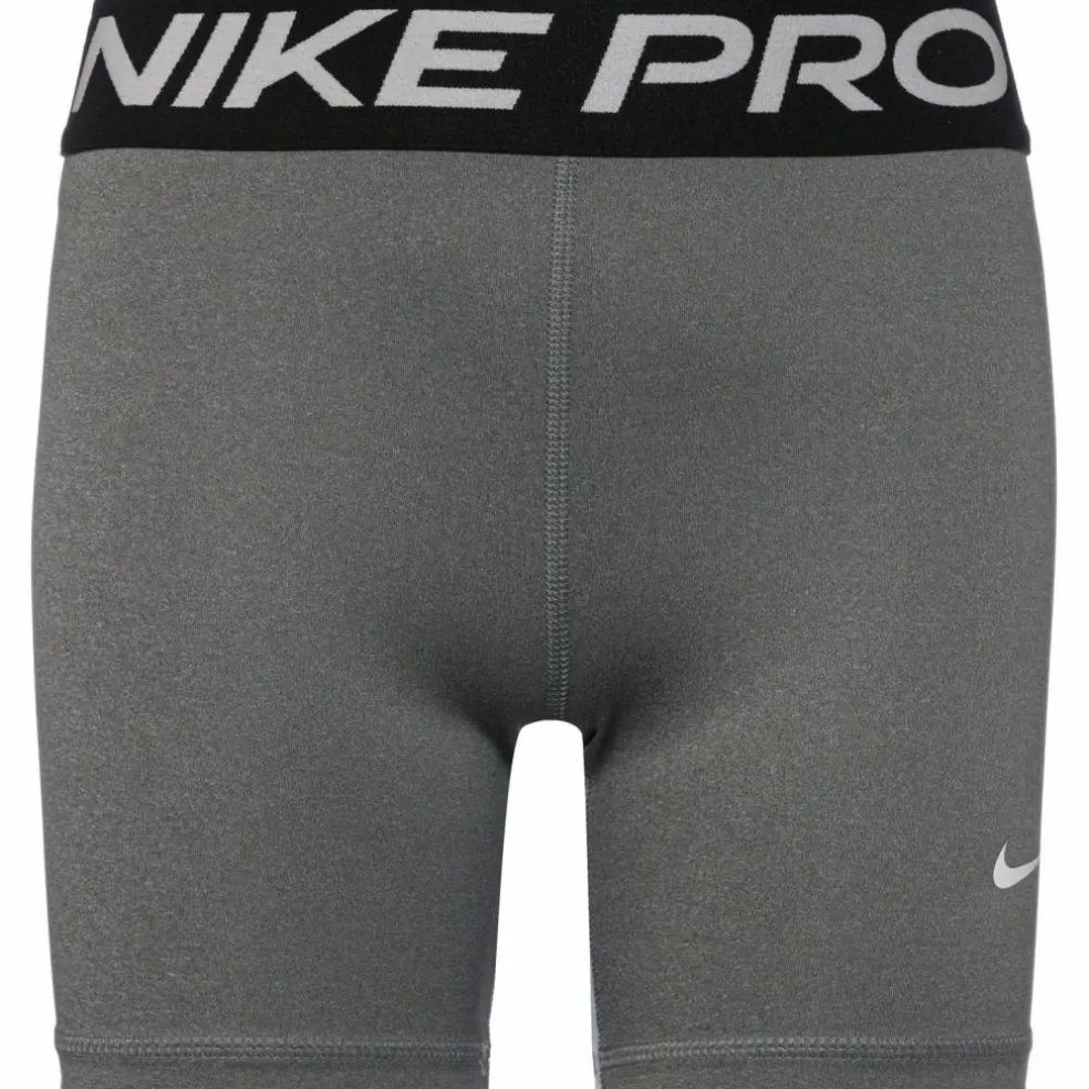 Nike · Pro