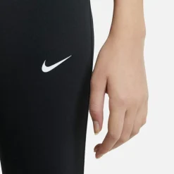 Nike · Pro