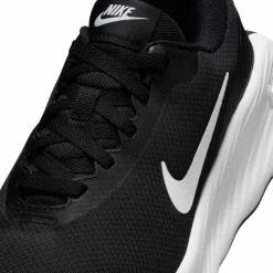 Nike · Promina