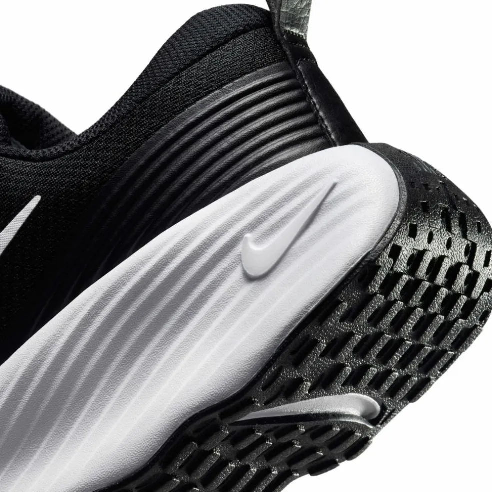 Nike · Promina