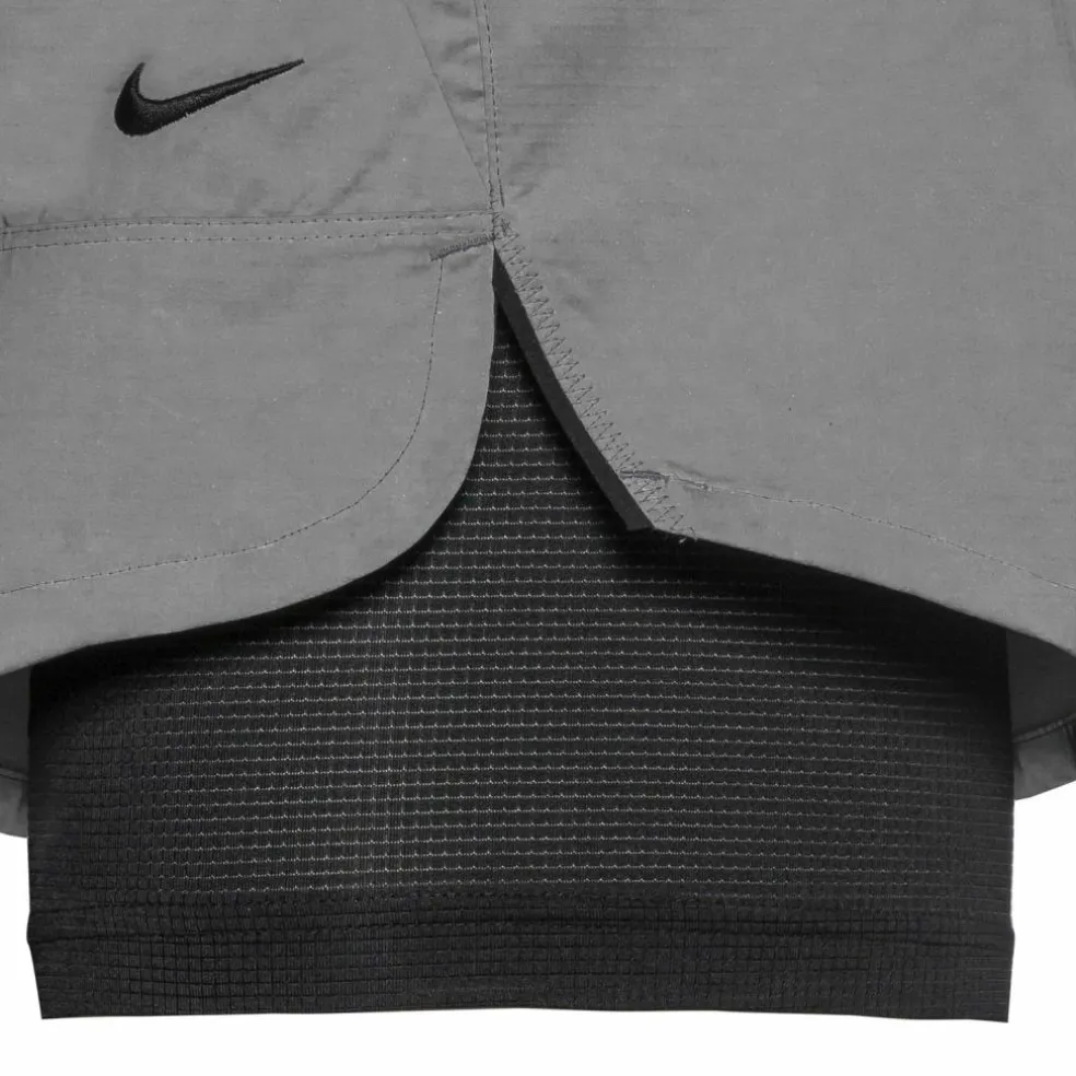 Nike · REFLECT
