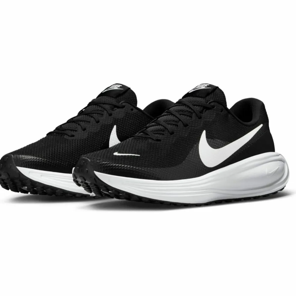 Nike · REVOLUTION 8