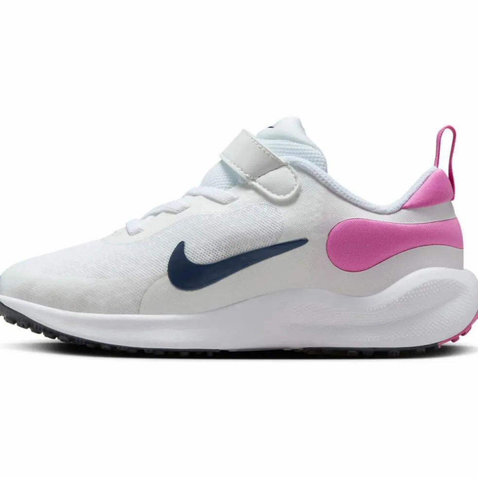 Nike · Revolution 7