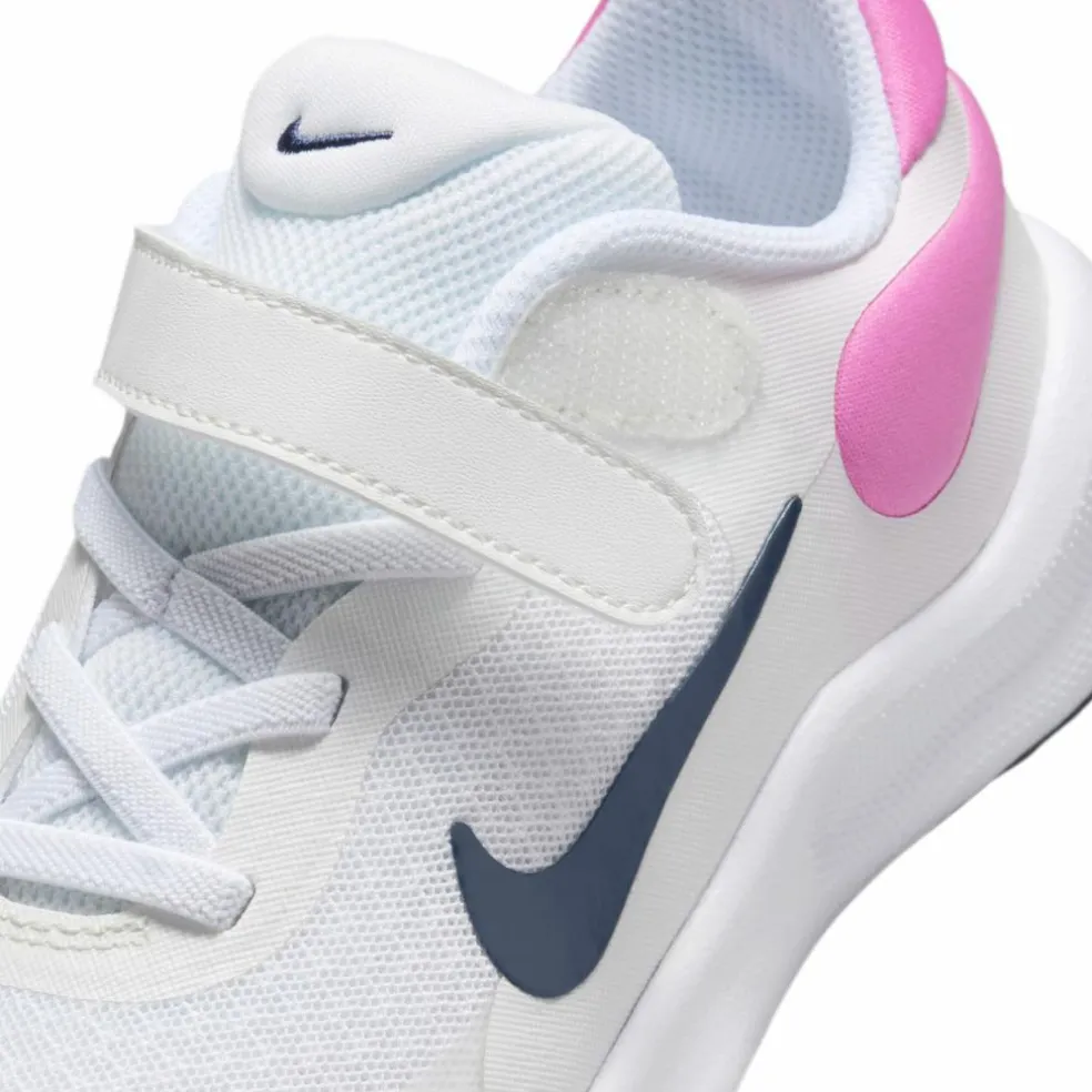 Nike · Revolution 7