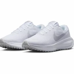 Nike · REVOLUTION 8