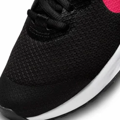 Nike · REVOLUTION 6