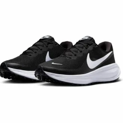 Nike · REVOLUTION 8