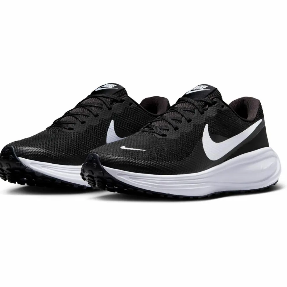 Nike · REVOLUTION 8