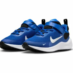 Nike · Revolution 7