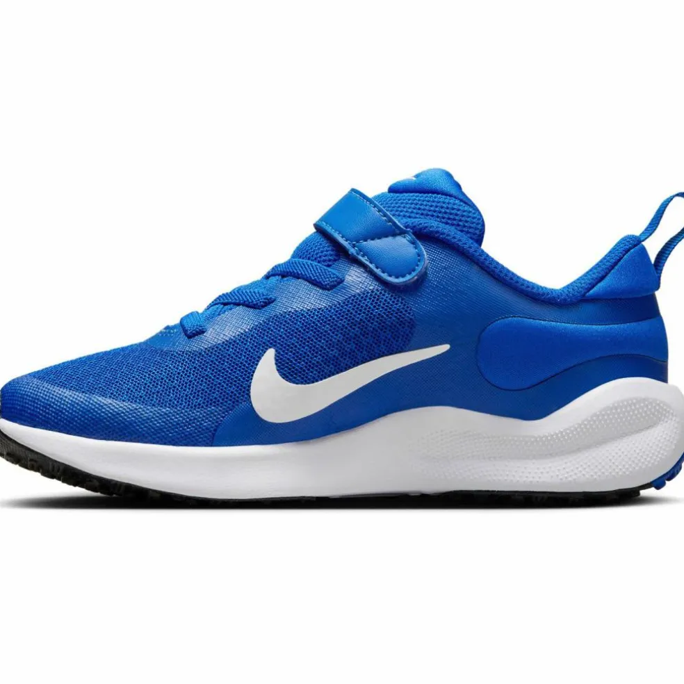 Nike · Revolution 7