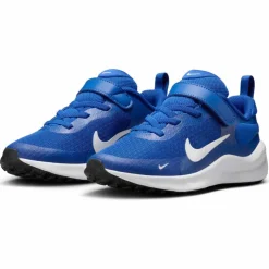 Nike · Revolution 7