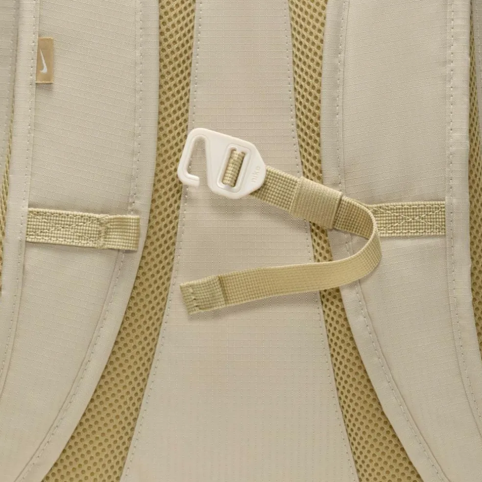 Nike · Rucksack Hayward