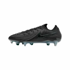 Nike · SG