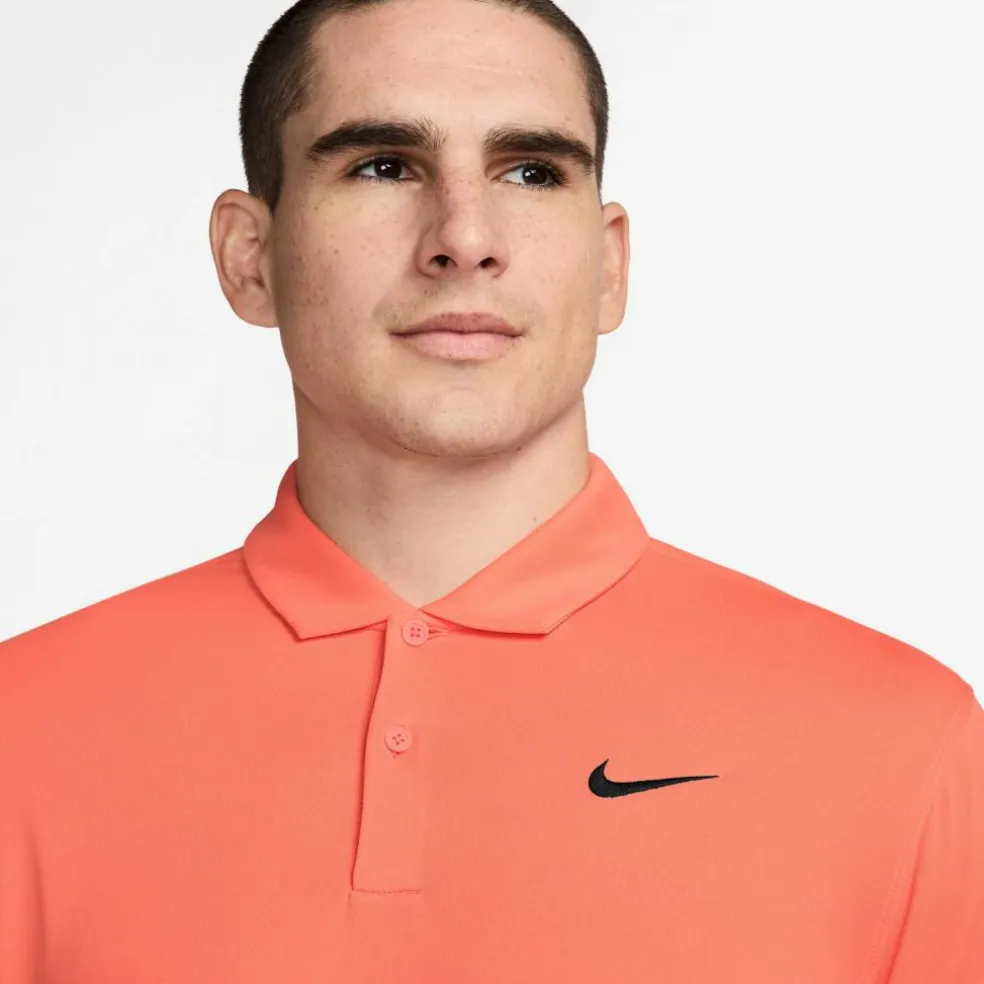 Nike · Solid