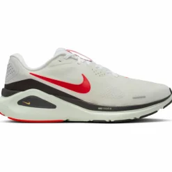 Nike · STRUCTURE 26