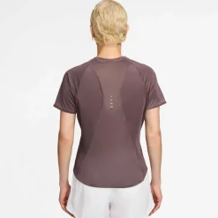 Nike · SWIFT
