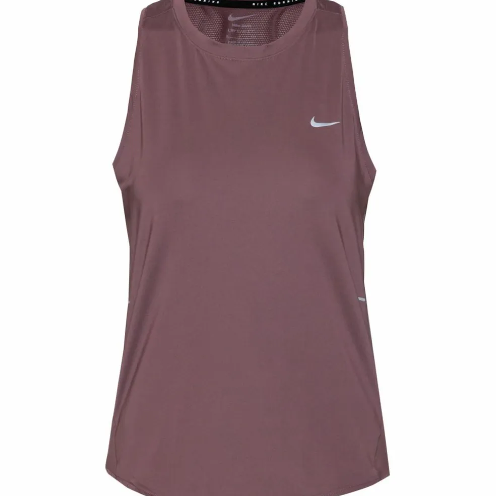 Nike · Swift